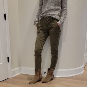 Banana Republic Olive Skinny Cargo Pants
